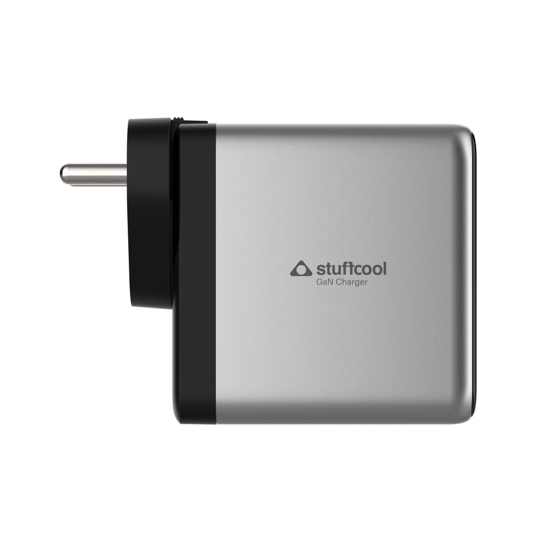 Nomad Pro 140W Multi Port GaN Fast Charger With World Travel Plugs