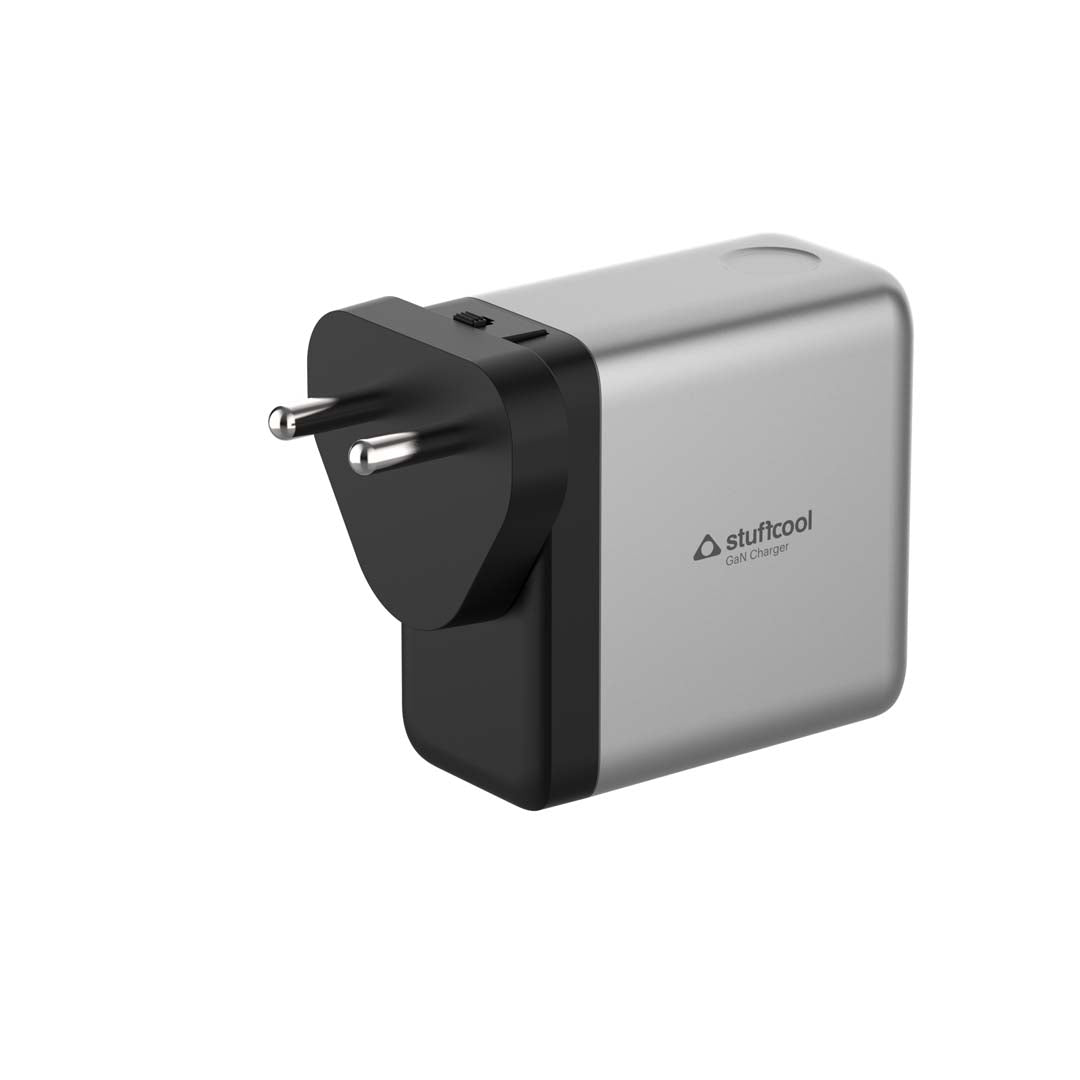 Nomad Pro 140W Multi Port GaN Fast Charger With World Travel Plugs