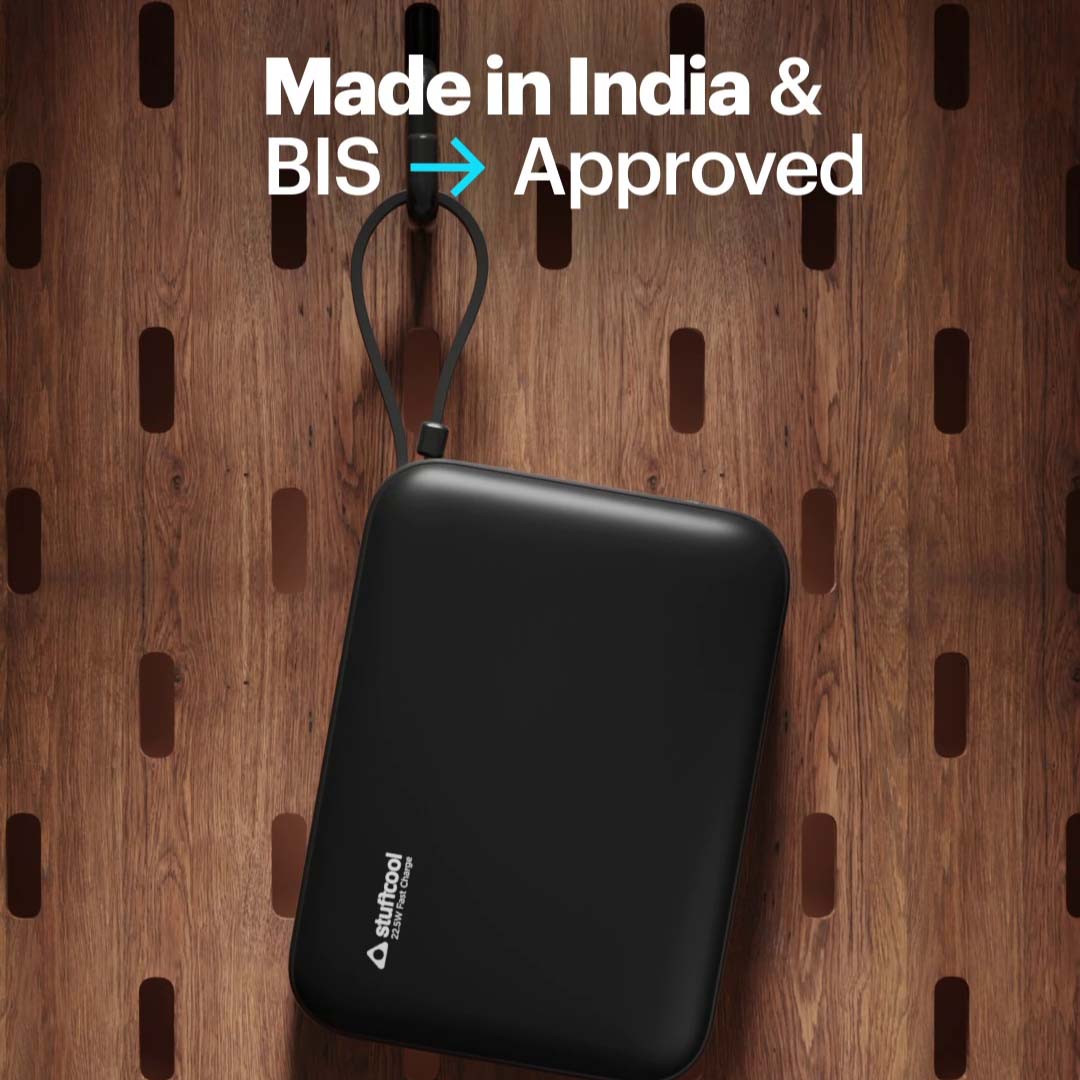 Maverick Mini 20,000mAh Powerbank with 20W Built-in Lightning & Type-C Cables